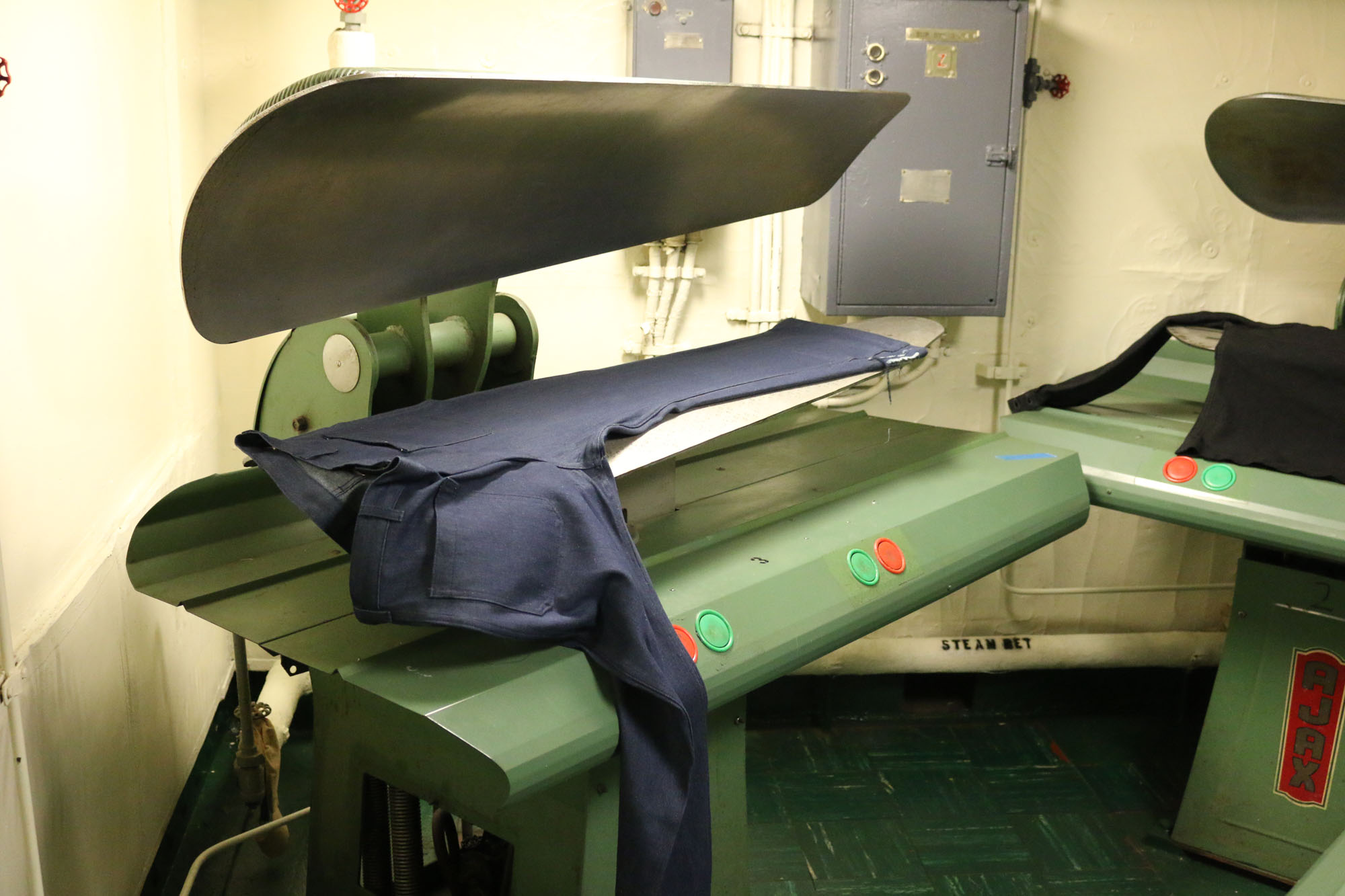 USS Yorktown photo 19