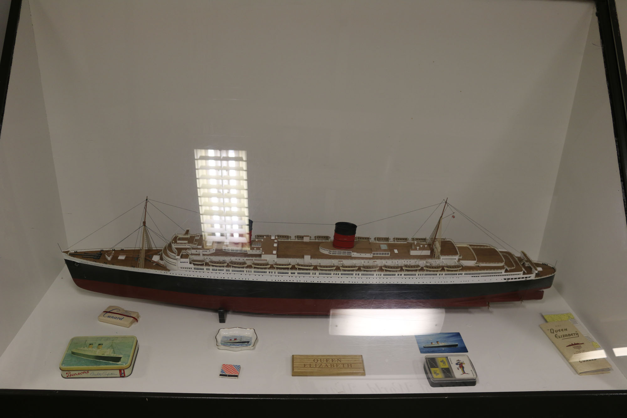 USS Yorktown photo 29