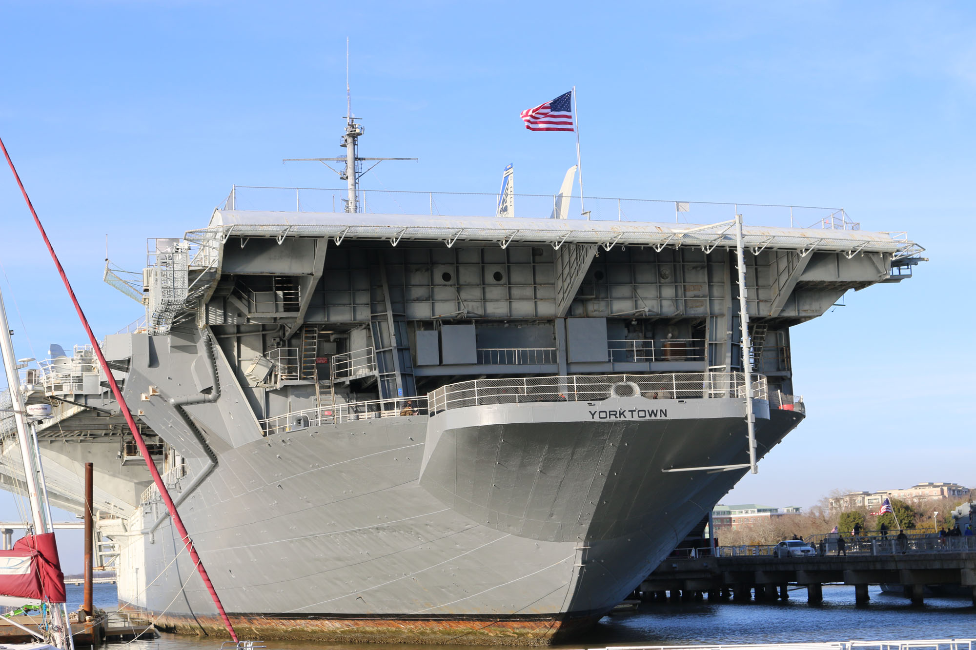 USS Yorktown photo 46